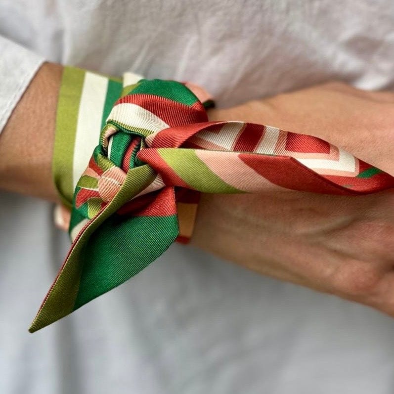 Twilly en soie – Corail | Dessiné par LouiseM